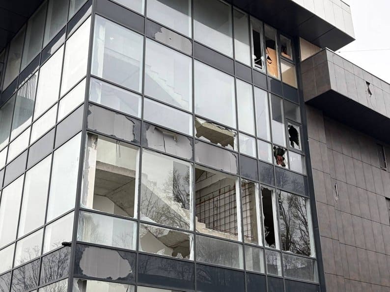 Що відомо про російську атаку на Дніпро 1 грудня 2025 року: є загиблі та поранені