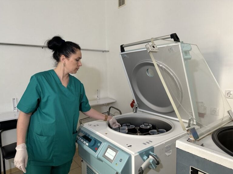 На Донеччині залишився один центр збору крові: як і де можна стати донором