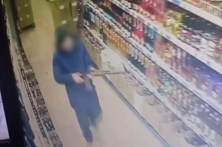 У Донецьку чоловік зайшов у супермаркет і відкрив безладну стрілянину: чим усе закінчилося