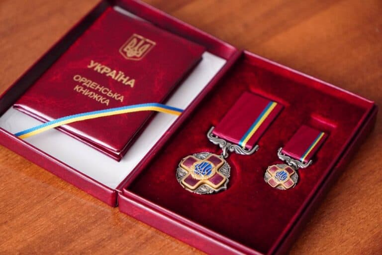 Борисов, Маслов та Ребров: орденами “За заслуги” ІІІ ступеня відзначили ще трьох жителів Донеччини