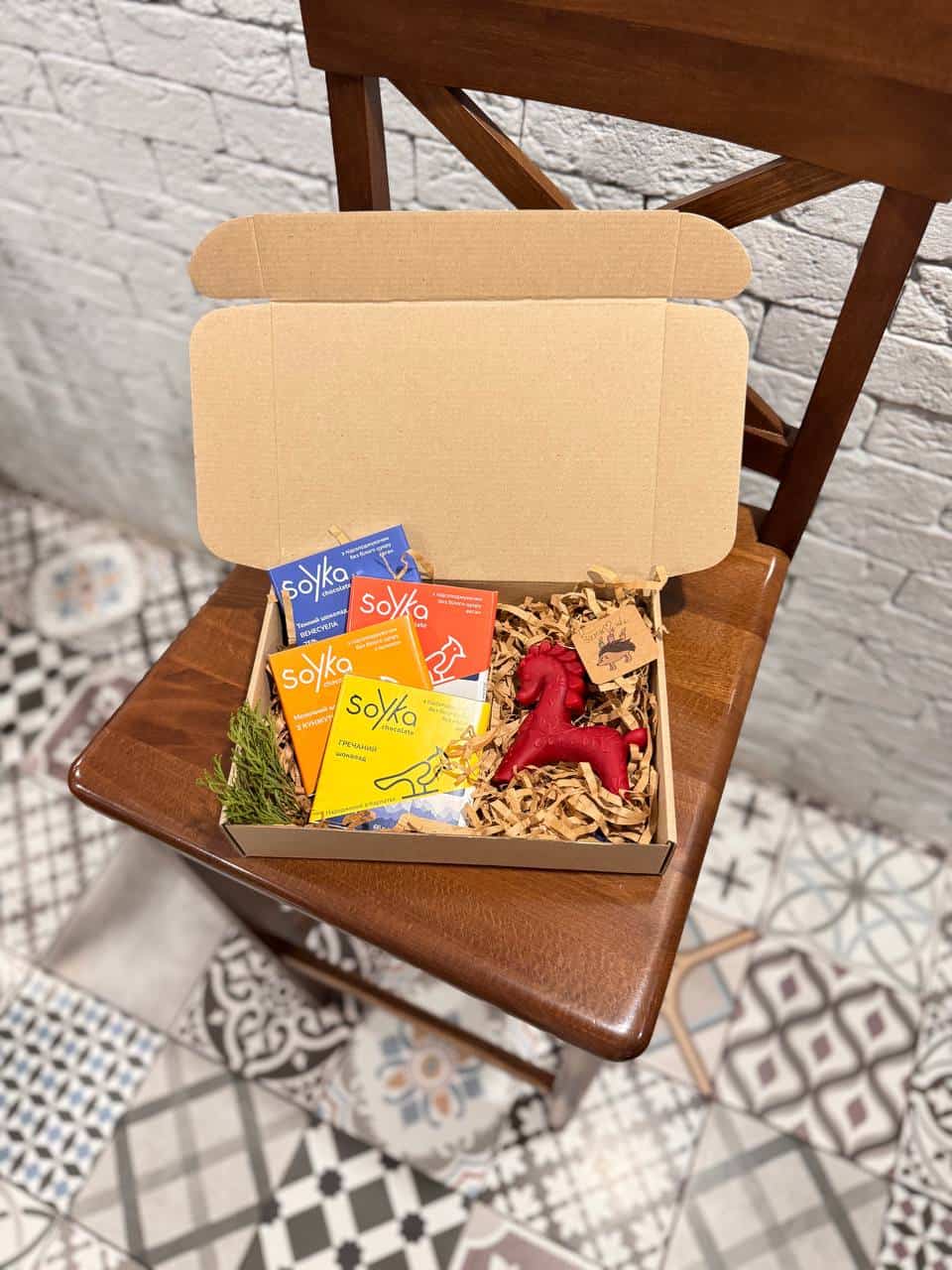 Зображення до посту: “ Я хотіла створити натуральний, смачний та корисний шоколад”: як переселенка з Краматорська виготовляє шоколад на Закарпатті