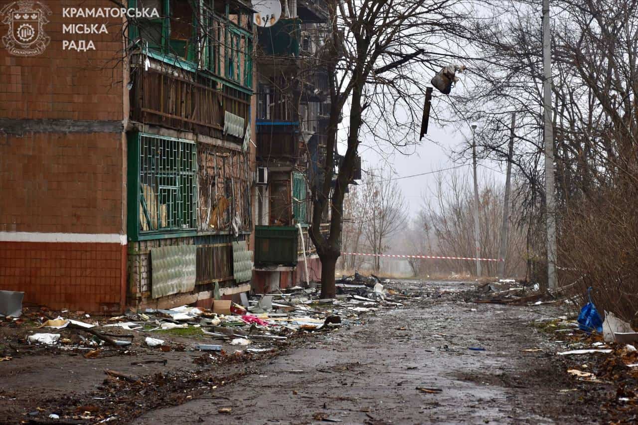 Двоє загиблих, п'ятеро поранених: остаточні наслідки удару по Краматорську 1 грудня