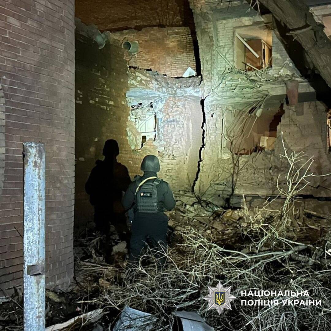 Зображення до посту: Через обстріли  на Донеччині загинула людина, поранень зазнали одинадцятеро: як минуло 6 грудня в регіоні (ЗВЕДЕННЯ)