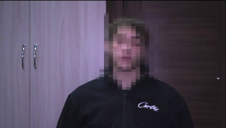 Россияне могут приговорить к 20 годам подростка из Мариуполя за якобы поджог башни связи