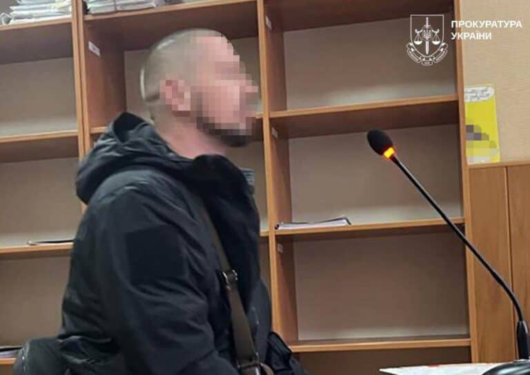 Ексдиректора Лиманського лісгоспу Олексія Приходька підозрюють у переплаті 1,6 млн грн за деревину: він заперечує