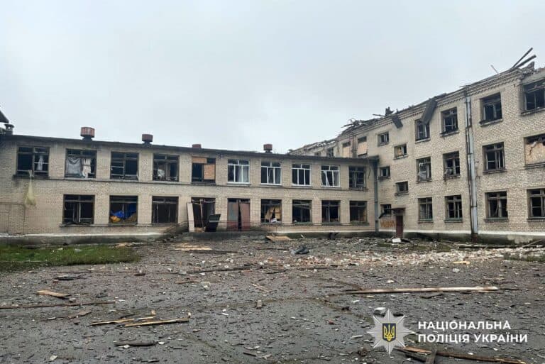 Через російські обстріли 2 грудня загинули двоє цивільних, поранені п’ятеро: як минула доба на Донеччині (ЗВЕДЕННЯ)