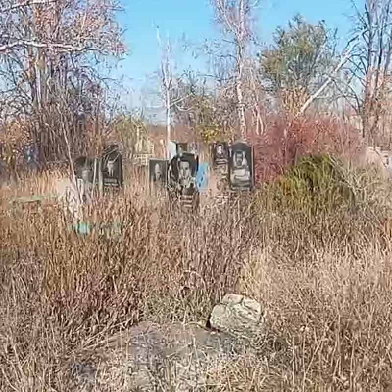 Маріупольське кладовище у Бахмуті, листопад 2025 року