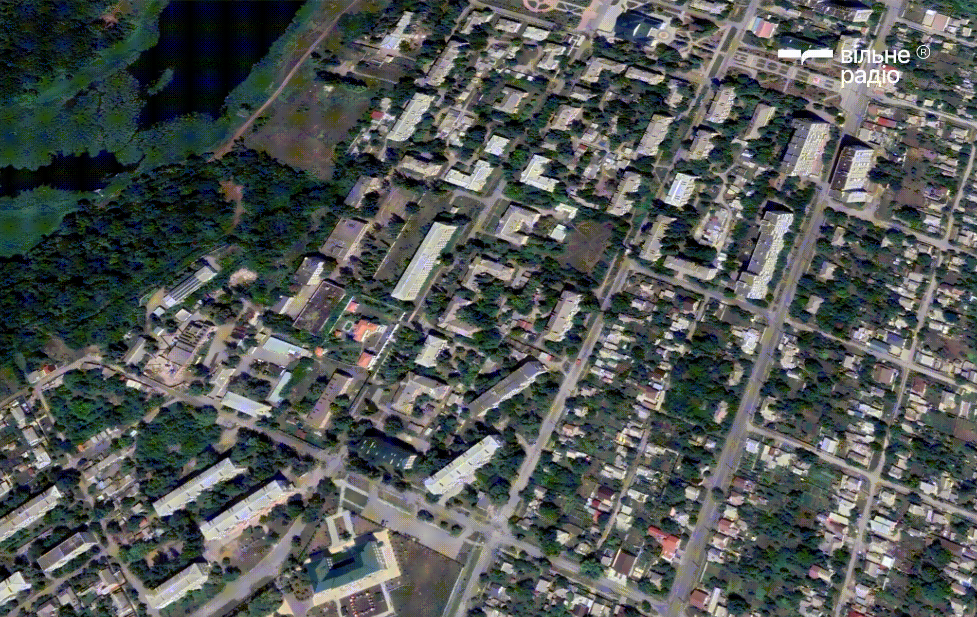 Супутникові знімки Бахмута в серпні 2022 року та жовтні 2024 року
