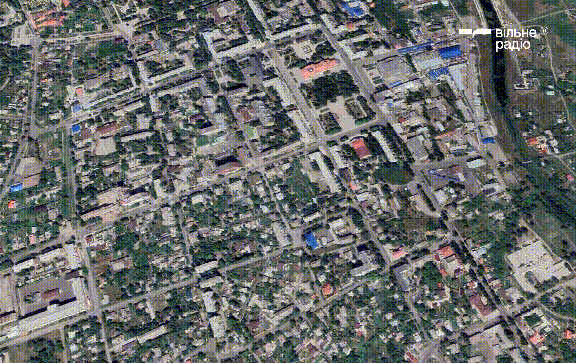 Бахмут у серпні 2022 року та жовтні 2024 року