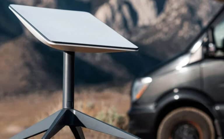 Продавав неіснуючі старлінки: уродженця Макіївки засудили за шахрайство