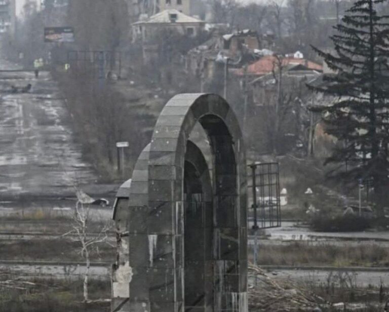 ВСУ залучили дополнительные силы для обороны Мирнограда и уничтожают россиян на окрестностях, — Группировка войск «Восток»