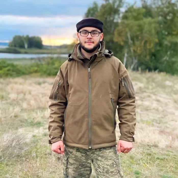 Загинув, боронячи рідну Луганщину: вшануймо військового Дениса Гребенюка