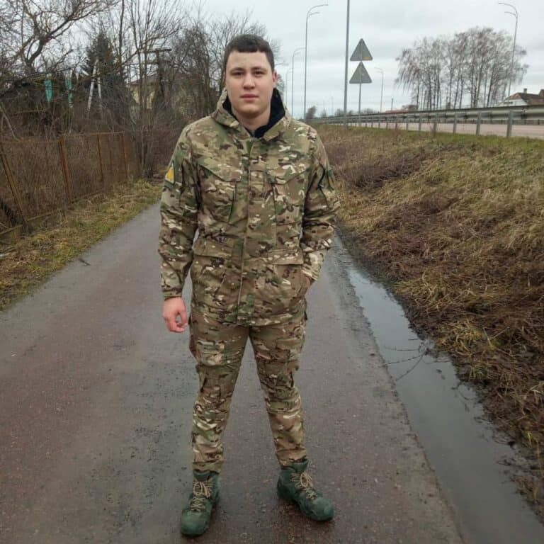 «Свобода — это не то, что нам дают, а то, что мы не позволяем забрать»: почтим память военного из Соледара Александра Юнга