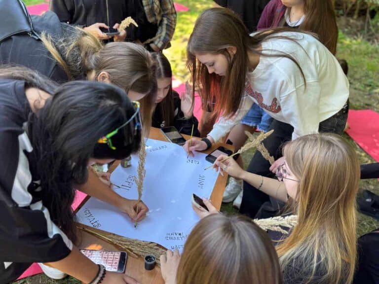 У Світлодарській громаді у 2026 році на підтримку дітей заклали 658 тис. грн: що планують