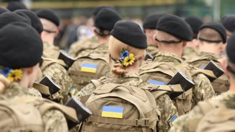 Количество офицерок в ВСУ выросло с 4% до 21% за два года, — советник по гендерным вопросам Генштаба