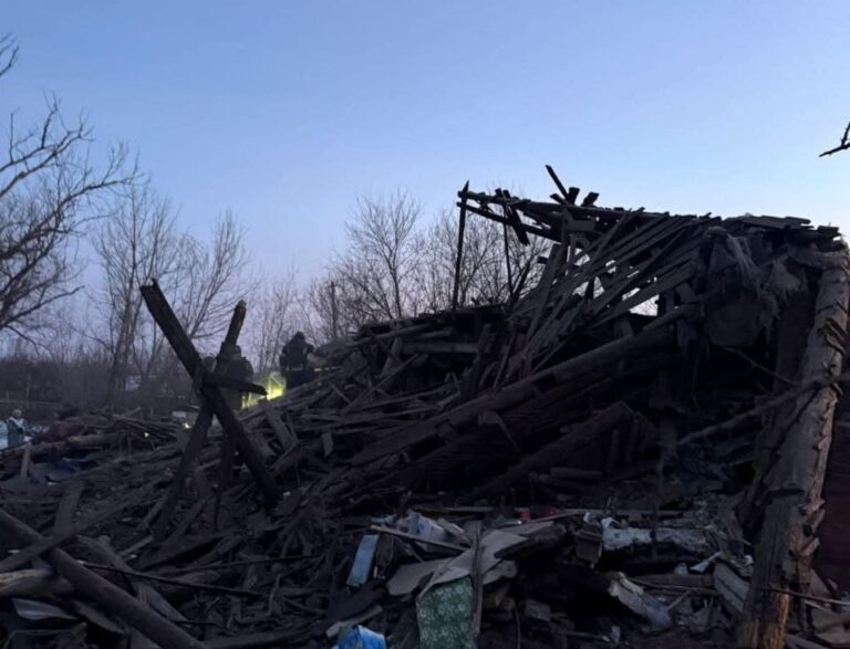 Зранку росіяни вдарили по Слов’янську з авіації: загинули двоє батьків, їхній син зазнав поранень