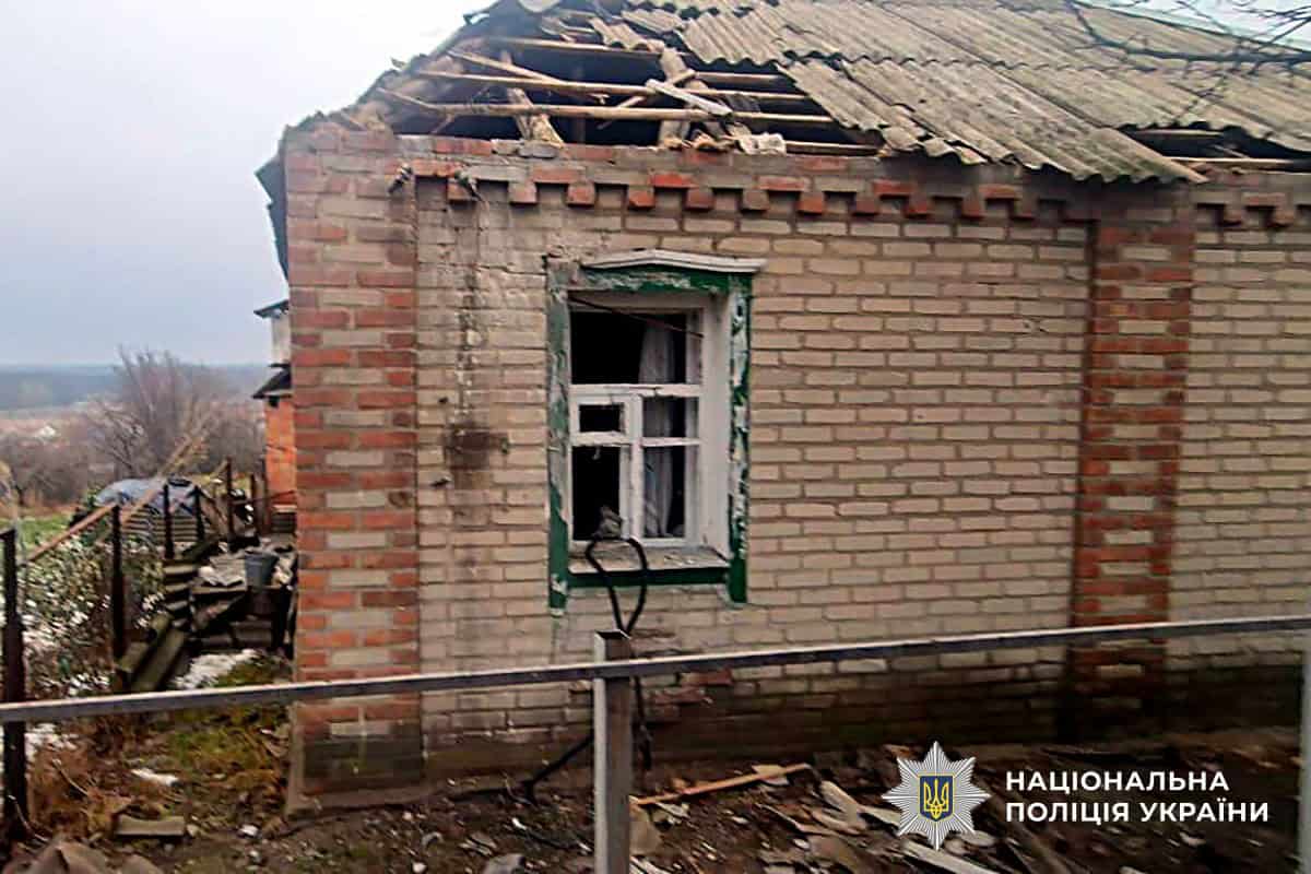 Наслідки обстрілів Донецької області 7 січня: пошкоджені будинки у Слов’янську, Миколаївці та Тихонівці