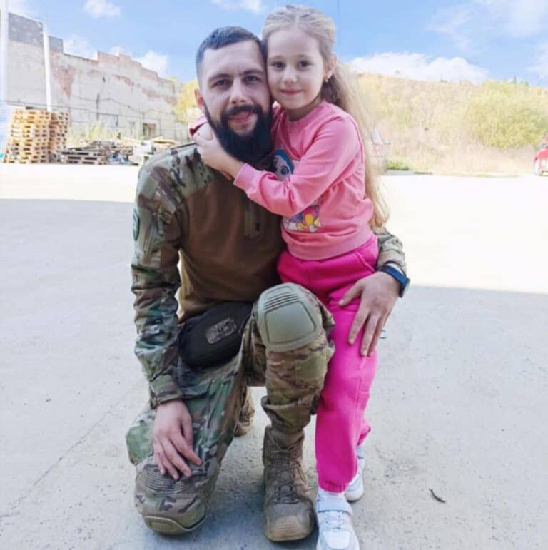 Мечтал отвести дочь в первый класс: вспомним Богдана Матийцева, который погиб, защищая Мирноград