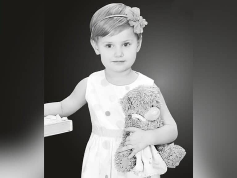 Збиралась у перший клас і обрала рожевий рюкзак: згадаймо 5-річну Олександрину Кириллову з Маріуполя, яка загинула разом з батьком