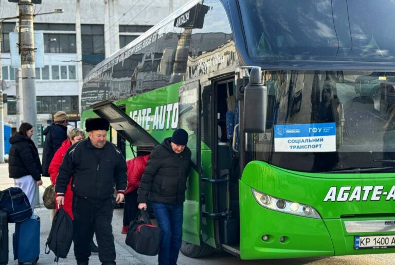 Из Донецкой области бесплатно, а обратно за деньги: руководитель «Пролиски» объяснил, как работают социальные автобусы в регионе