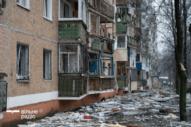 У Краматорську ще 5 будинків відремонтують після обстрілів: для частини ще шукають підрядників