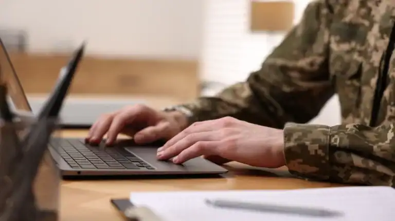 Ветеранам, военнослужащим и их родным предлагают пройти программу профессиональной адаптации