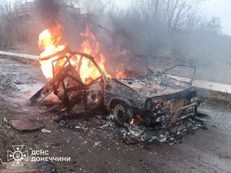 Россияне ударили по авто с работниками Славянской ТЭС — погибли три человека, еще один ранен