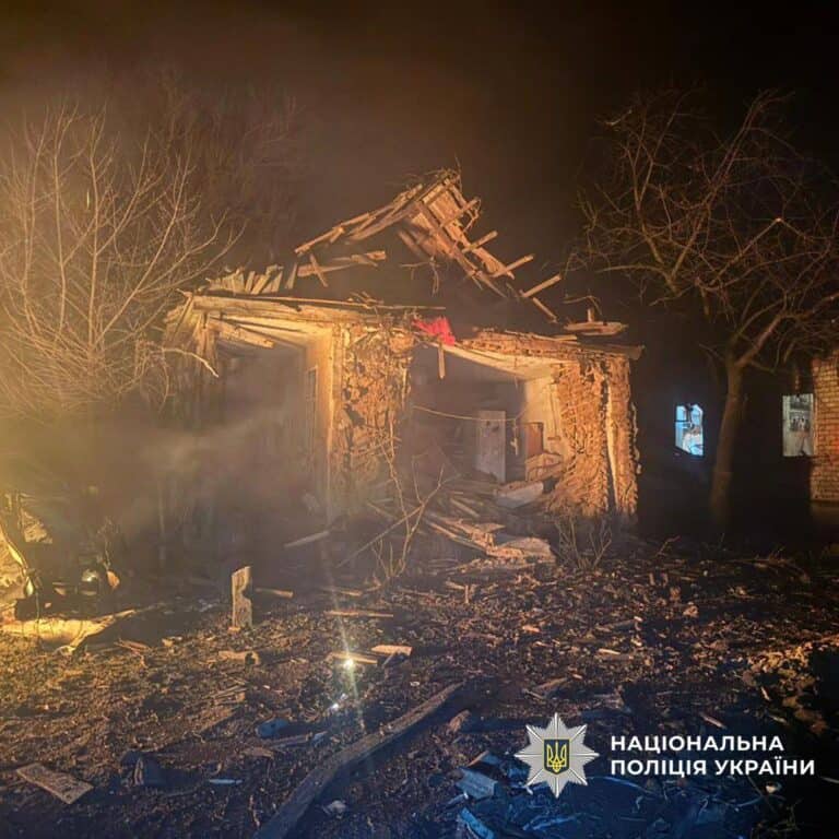 Два человека, в том числе ребенок, получили ранения в результате российских ударов: сутки 14 февраля в Донецкой области (СВОДКА)