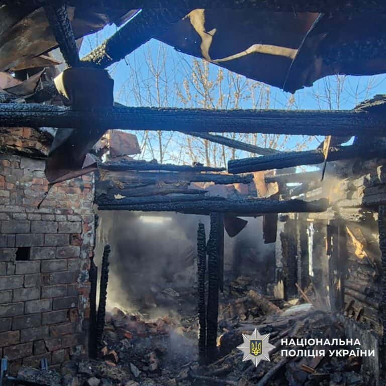 В результате российских ударов погибли трое, еще один — ранен: сутки 21 февраля в Донецкой области (СВОДКА)