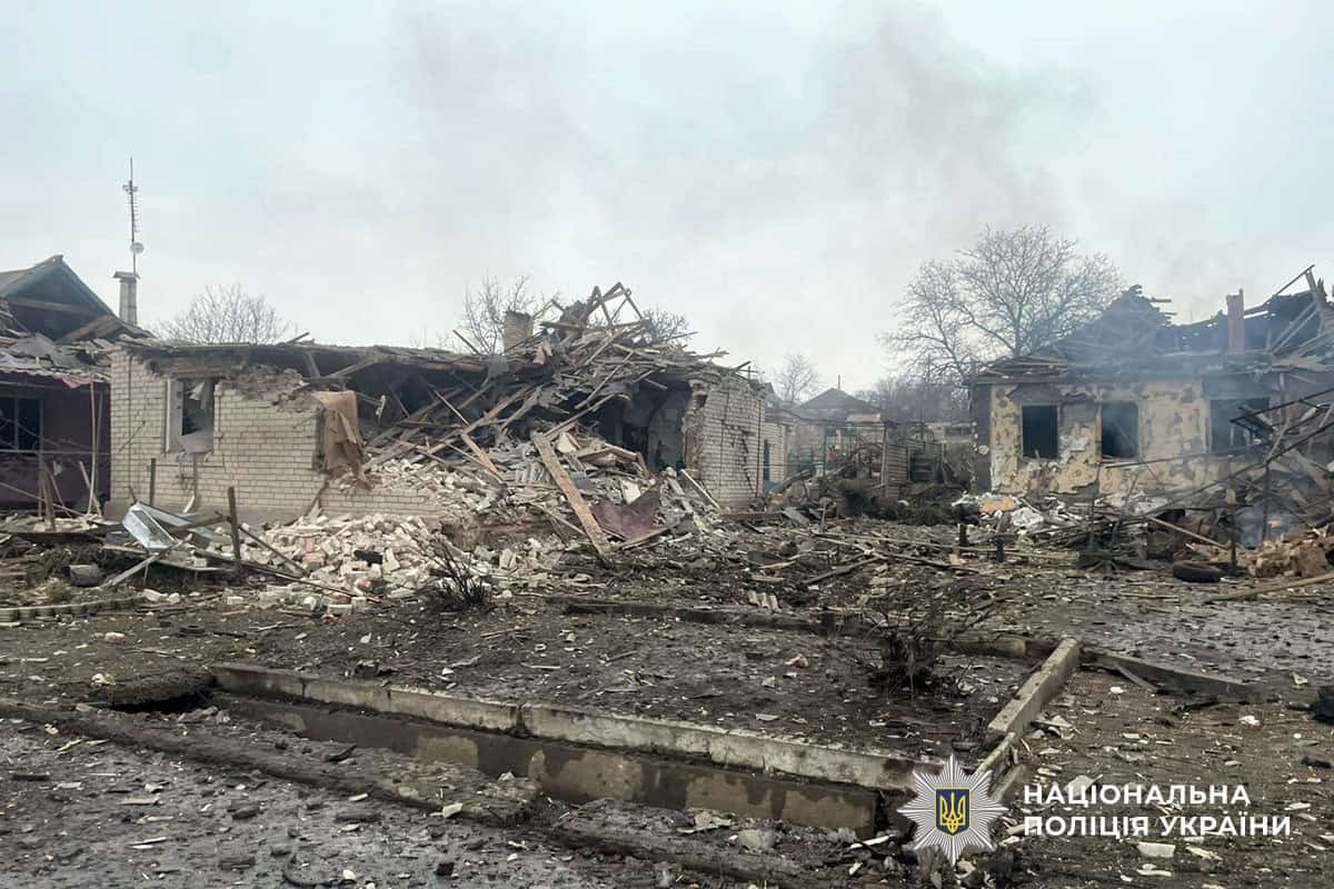 Фасад багатоквартирного будинку у Краматорську після нічного удару російських військових