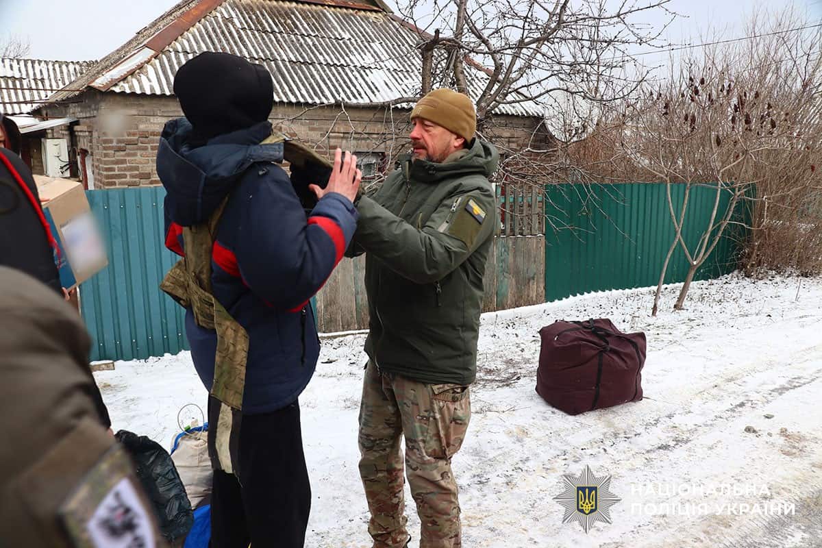 "Сподівалися на краще": з прифронтової Дружківки евакуювали ще трьох дітей