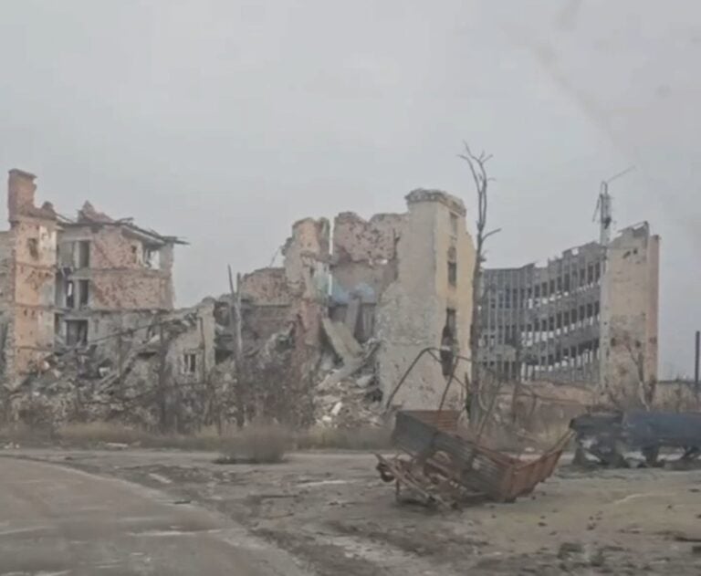 УИПА, общежития и многоэтажки: как выглядят западные и центральные районы Бахмута в феврале 2026 года