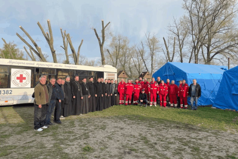 Колонна проехала 22 блокпоста: как организовывали миссию по эвакуации гражданских из “Азовстали” в 2022 году (новые детали)