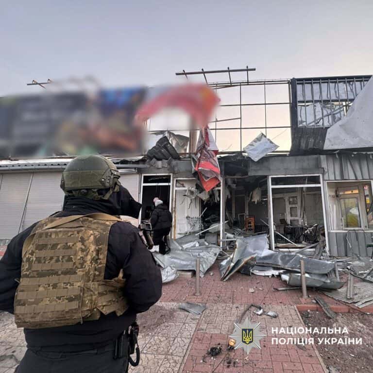 6 лютого внаслідок російських обстрілів на Донеччині двоє людей загинули та ще троє зазнали поранень. Як минув день у регіоні (ЗВЕДЕННЯ)