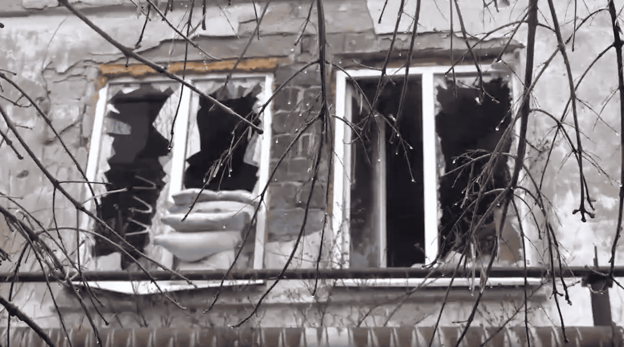 Росіяни публікують відео з Мирнограда: там нібито залишаються 1,6 тис. цивільних