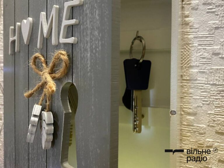 Уряд спрямує 1,5 млрд грн на житло для переселенців, — Свириденко