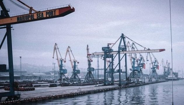 В Маріуполі знову поглиблять дно Вугільної гавані для великих кораблів, росіяни так зможуть вивезти більше ресурсів