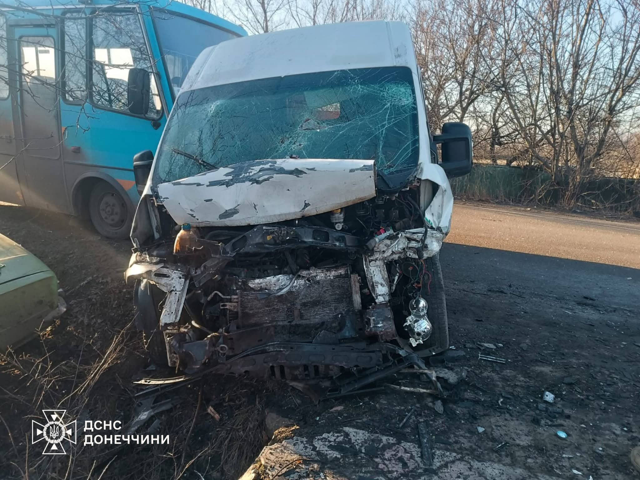 Біля Словʼянська сталася автотроща: загинула людина, ще троє поранені