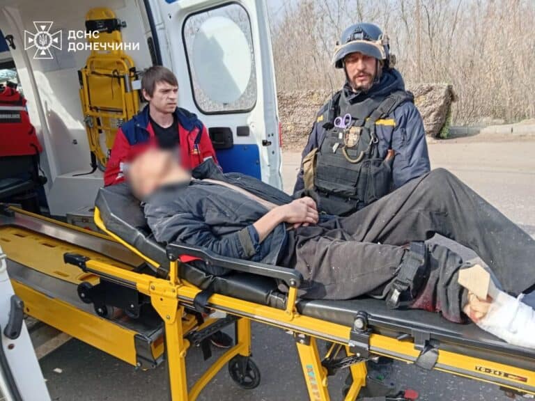 Росіяни атакували Миколаївку: є жертви серед цивільних