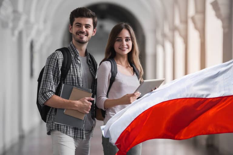 Безкоштовне навчання в Польщі для українців: нові можливості вступу та реальна вартість освіти