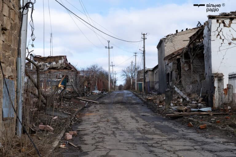 Шахраї нібито пропонують жителям Дружківської громади оплатити фото будинків для компенсації (деталі)