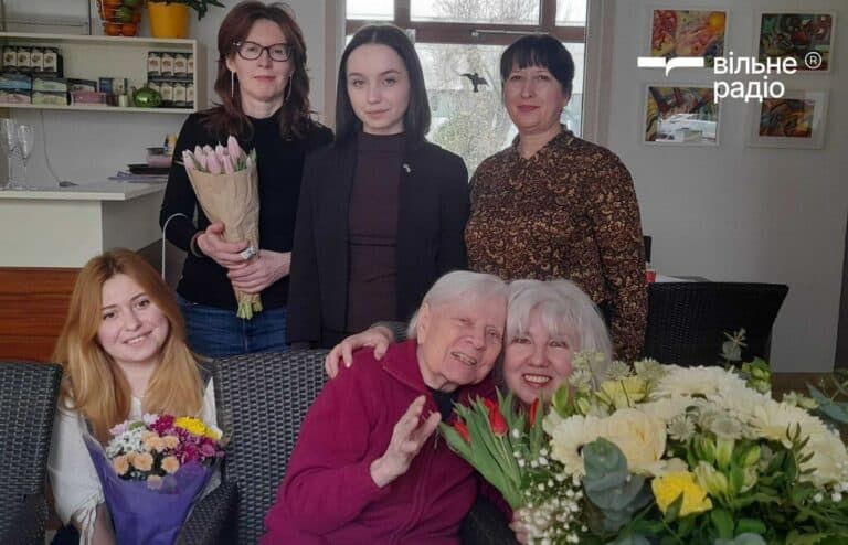 Выдающуюся писательницу и художницу из Донетчины Эмму Андиевскую поздравили с 95-летием землячки в Мюнхене (ФОТО)