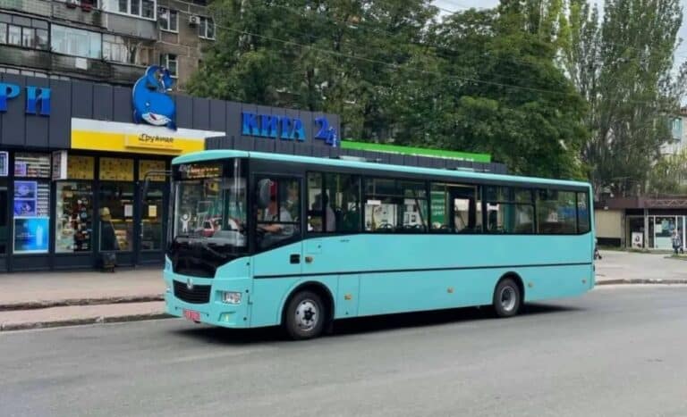 У Краматорську тимчасово не працюють термінали безготівкової оплати проїзду: місцевих закликали мати готівку