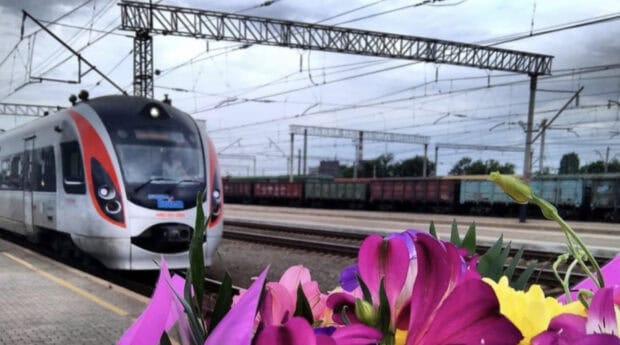Історії, що розгорталися під стукіт коліс: якою була залізниця на Донеччині до повномасштабного вторгнення