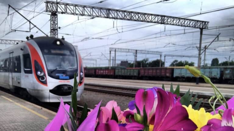 Истории, которые разворачивались под стук колес: какой была железная дорога на Донетчине до полномасштабного вторжения