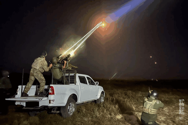 Россияне атаковали Украину более 440 дронами и «Кинжалом» (детали)