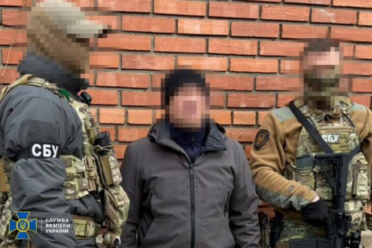 СБУ задержала экс-начальника цеха машиностроительного завода из Краматорска: он мог наводить российские удары