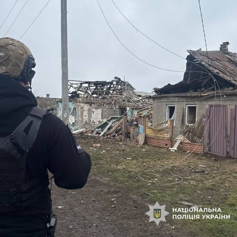 Пять человек получили ранения из-за ударов России, среди них ребенок: сутки 28 марта в Донецкой области (СВОДКА)