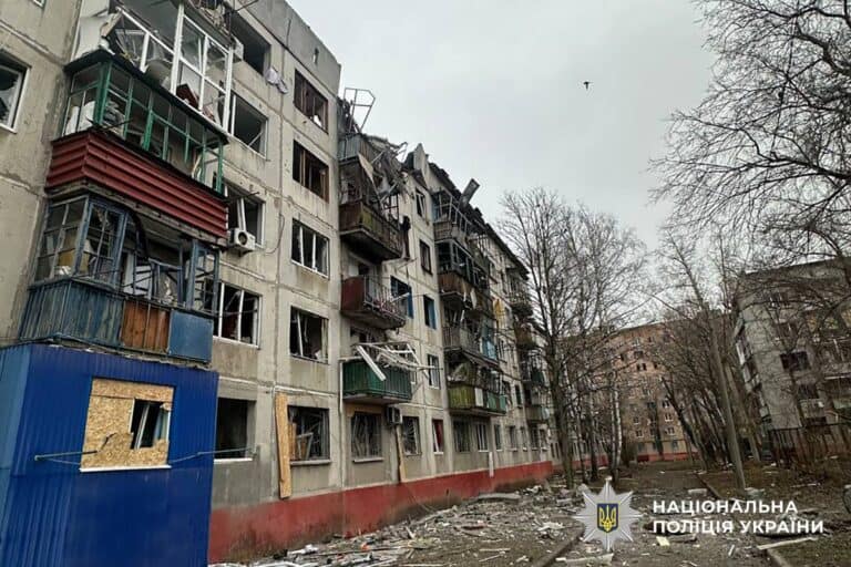 За добу на Донеччині було 12 поранених цивільних, зокрема діти: як минуло 17 березня на Донеччині (ЗВЕДЕННЯ)