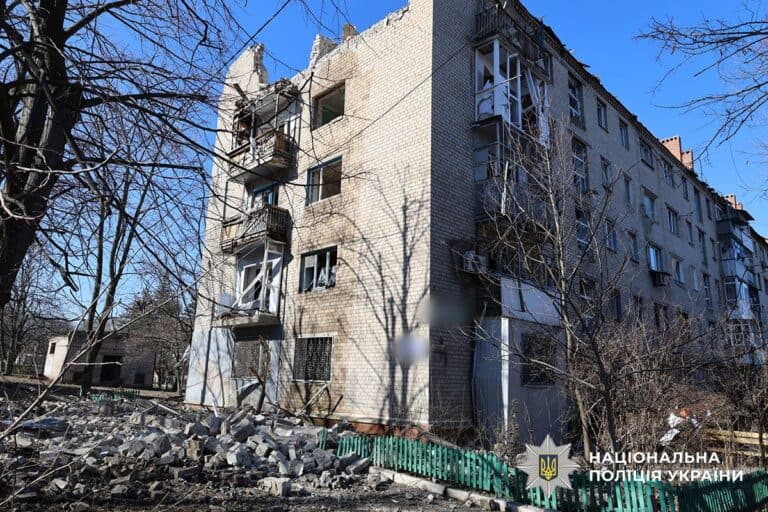 Росіяни били по центру Краматорська, там поранена цивільна жінка: як минуло 11 березня на Донеччині (ЗВЕДЕННЯ)